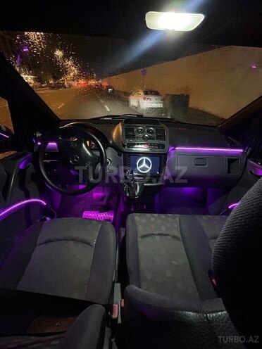 Mercedes Vito 111 CDI-13