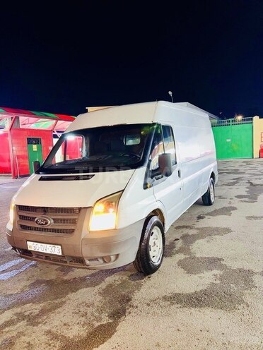 Ford Transit-9