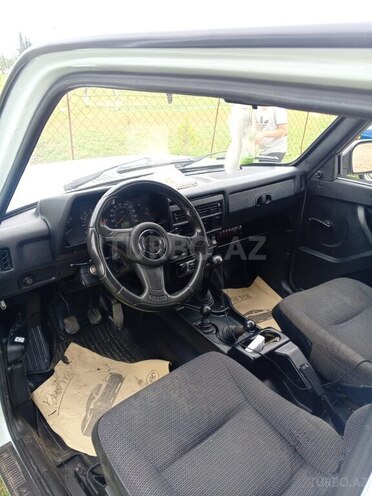 LADA (VAZ) Niva-8