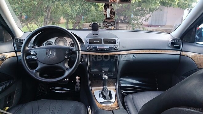 Mercedes E 350-6