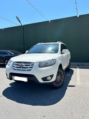 Hyundai Santa Fe-2
