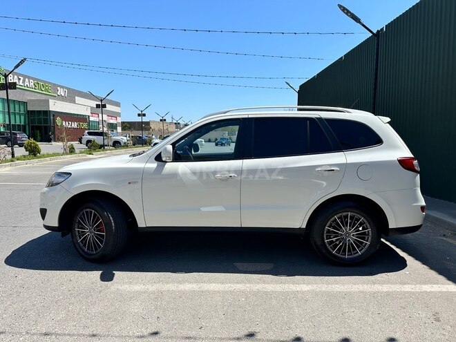 Hyundai Santa Fe-5