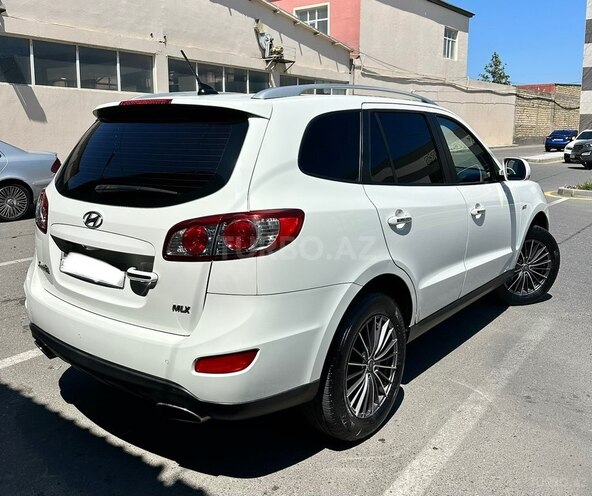 Hyundai Santa Fe-7