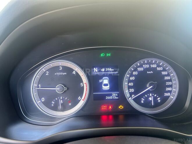 Hyundai Grandeur-10