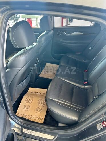 Hyundai Grandeur-4