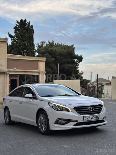 Hyundai Sonata-5