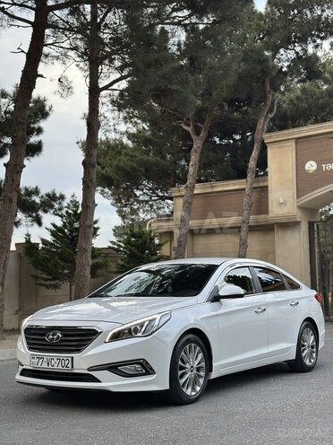 Hyundai Sonata-4