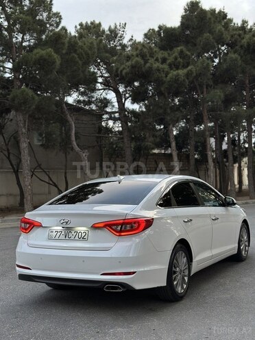 Hyundai Sonata-9