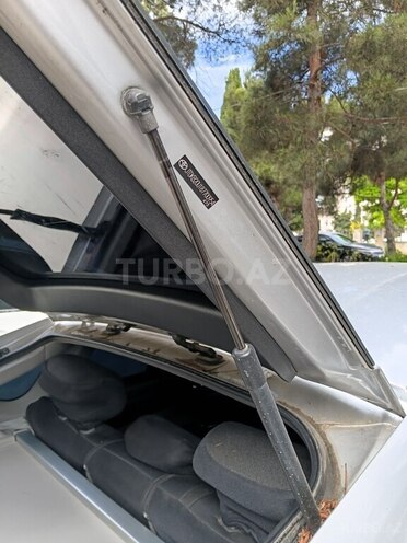 Toyota Prius-8