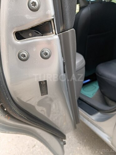 Toyota Prius-10
