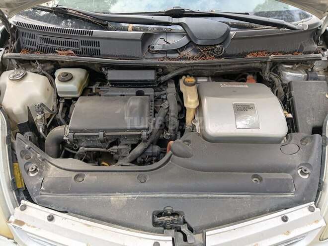 Toyota Prius-14