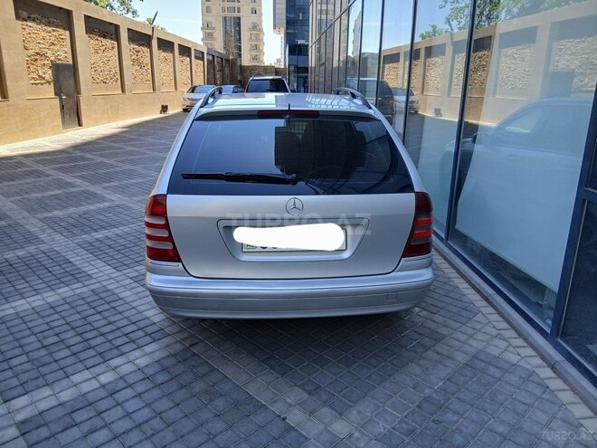 Mercedes C 200-2