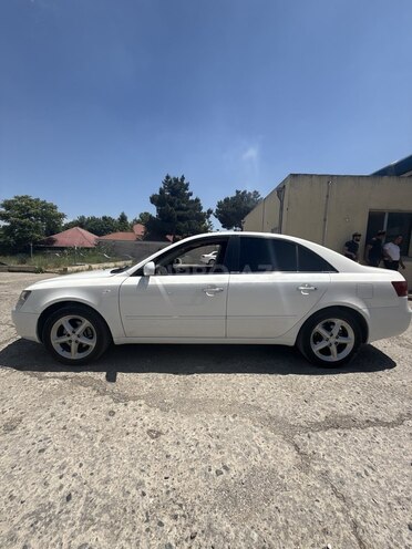 Hyundai Sonata-2