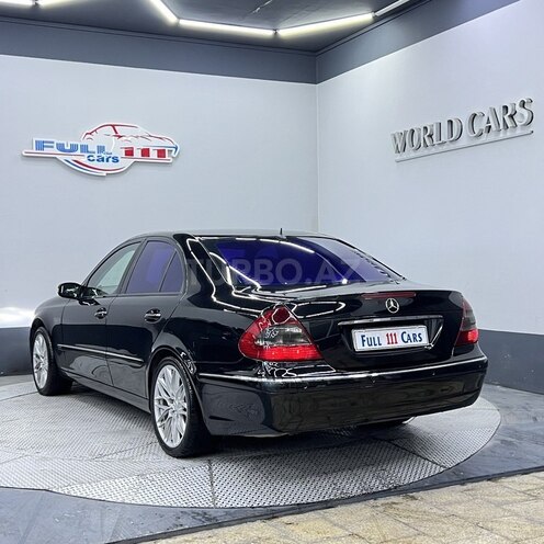 Mercedes E 220-5