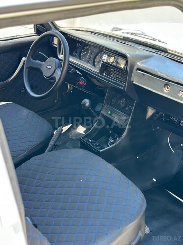 LADA (VAZ) 2107-8