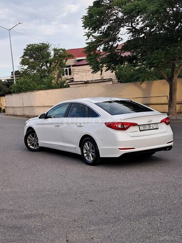Hyundai Sonata-3