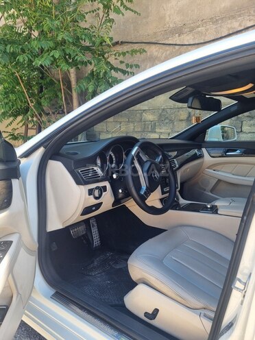 Mercedes CLS 350-7