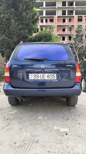 Opel Astra-2