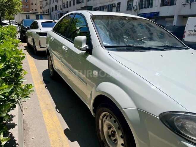Daewoo Gentra-2