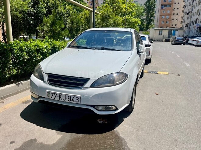 Daewoo Gentra-1