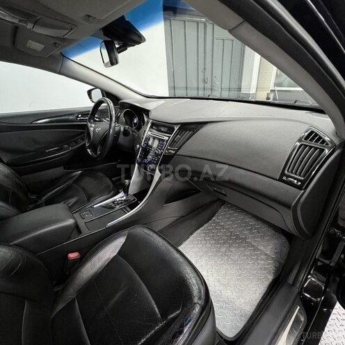 Hyundai Sonata-9