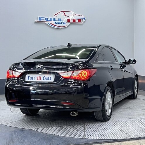Hyundai Sonata-7