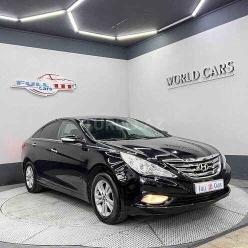 Hyundai Sonata-2