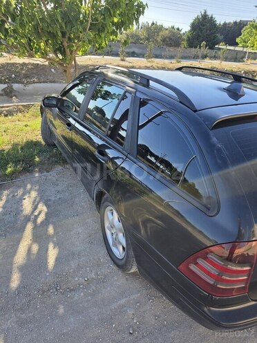 Mercedes C 200-2