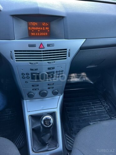 Opel Astra-15