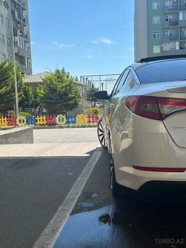 Kia Optima-5