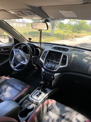 Changan Eado XT-6
