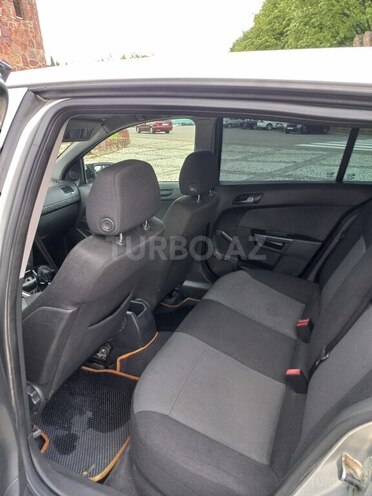 Opel Astra-7