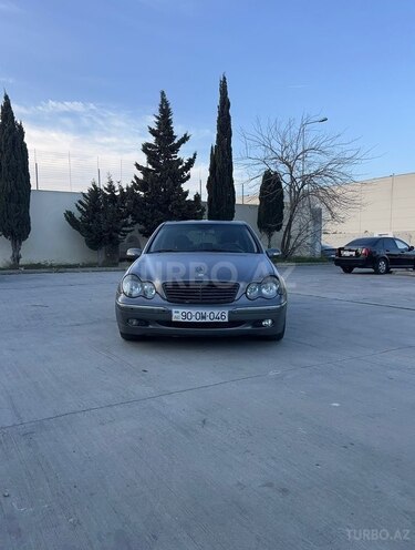 Mercedes C 240-1