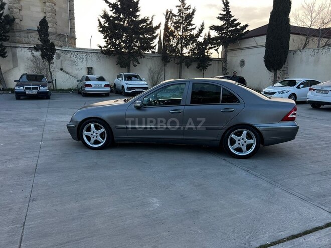 Mercedes C 240-3