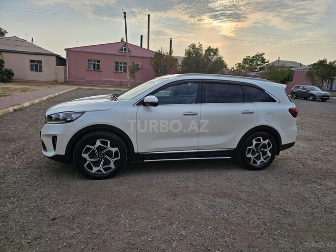 Kia Sorento-4