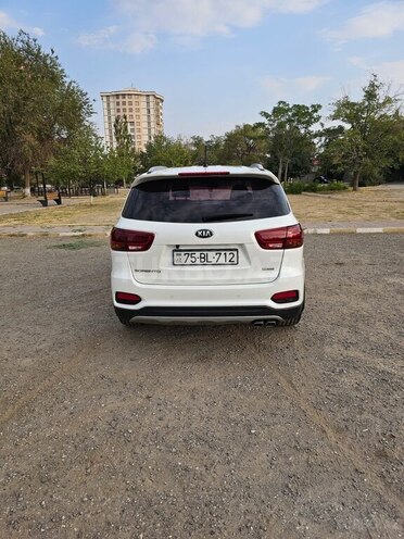 Kia Sorento-7