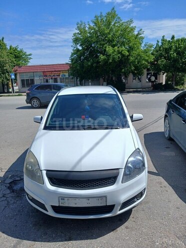 Opel Zafira-7