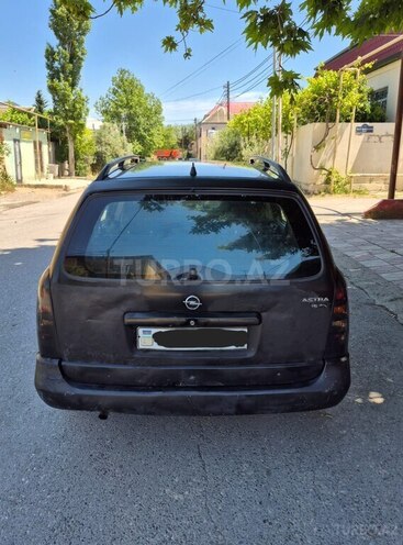 Opel Astra-2
