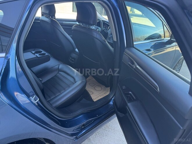Ford Fusion (North America)-17