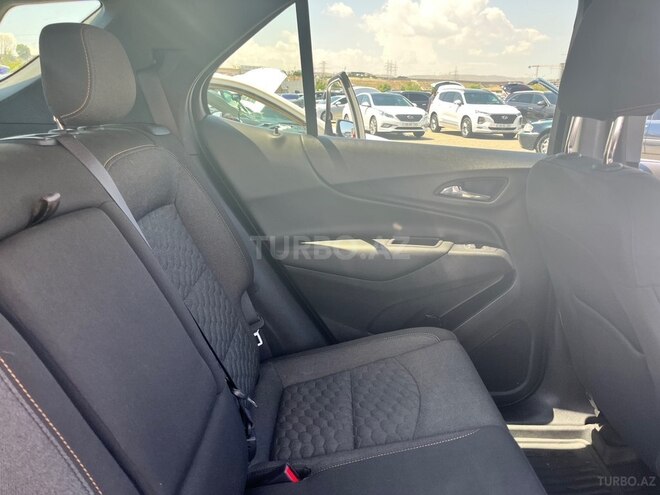 Chevrolet Equinox-13