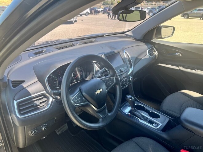 Chevrolet Equinox-12