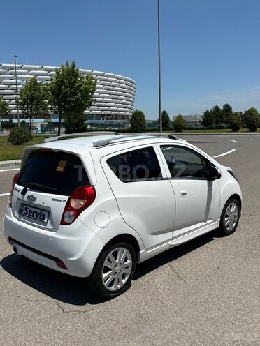 Chevrolet Spark-5