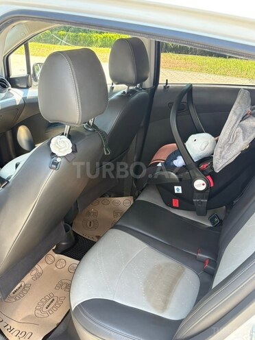 Chevrolet Spark-15