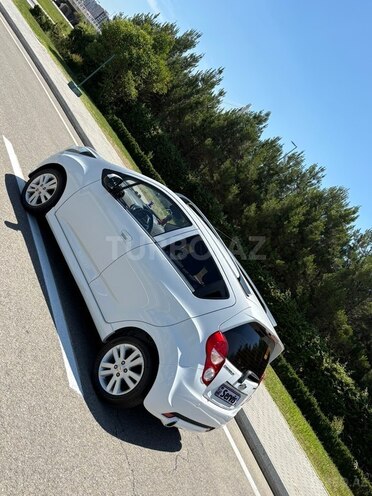 Chevrolet Spark-6