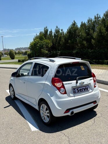 Chevrolet Spark-7