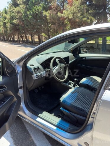 Opel Astra-7