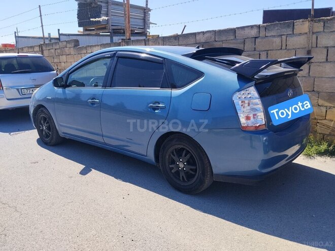Toyota Prius-10