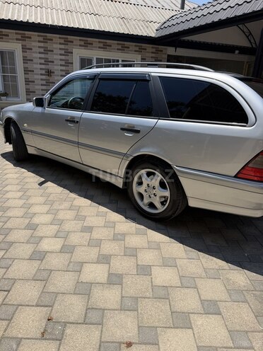 Mercedes C 180-5