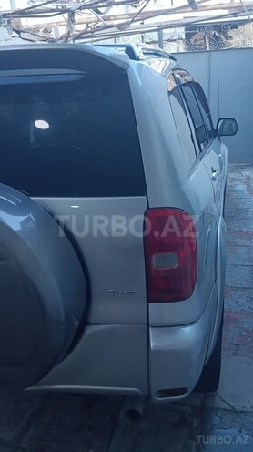 Toyota RAV4-5