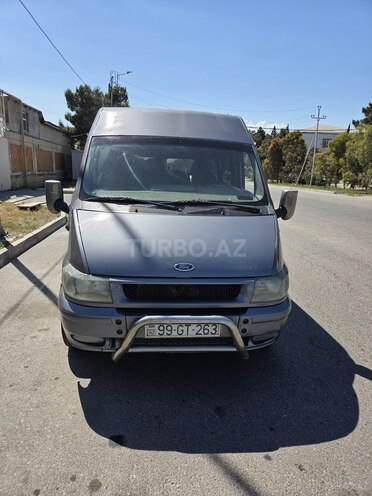 Ford Transit-1